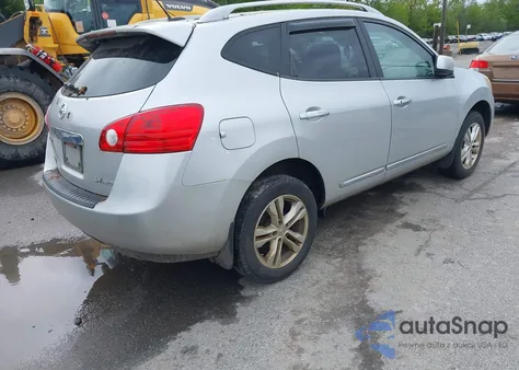 2013 Nissan Rogue Sv z USA, uszkodzony, nr VIN JN8AS5MV5DW133085